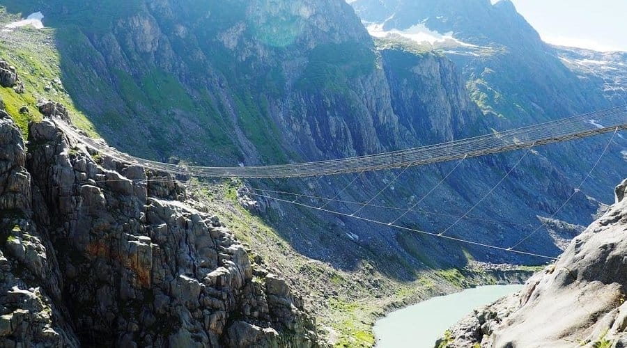 جسر تريفت، سويسرا - ١٥ أخطر وجهات سياحية